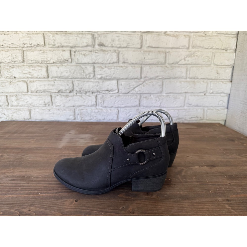 Clarks Charlten Grace Black Leather Ankle Boots Women's Size 7 M Side Zip Buckle